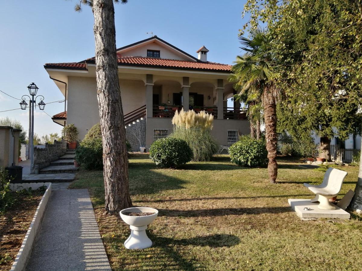 לינה וארוחת בוקר Narzole Amo' Le Langhe מראה חיצוני תמונה