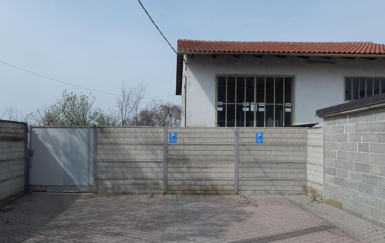 לינה וארוחת בוקר Narzole Amo' Le Langhe מראה חיצוני תמונה